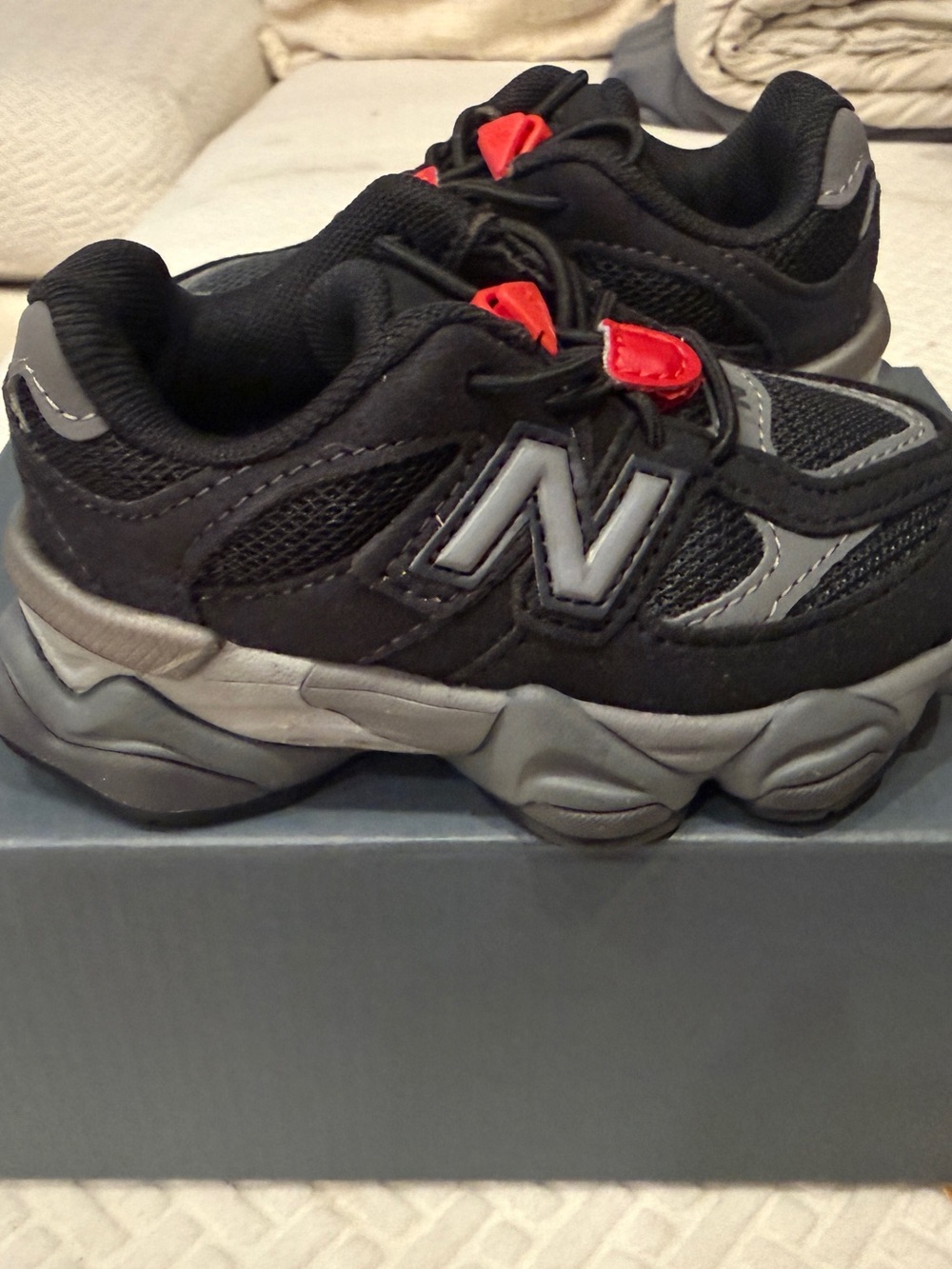 New Balance Kids Black, Gray & Red Slip-On Athletic Sneakers BNWT